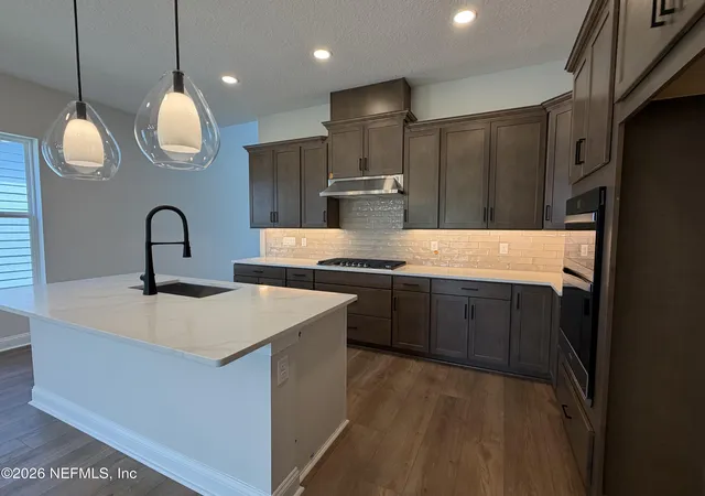 Photo 3 of Sale Pending at 282 Bedford Ter, Saint Augustine, FL 32092 | MLS# 2149094 | Listing updated on 2026-09-26
