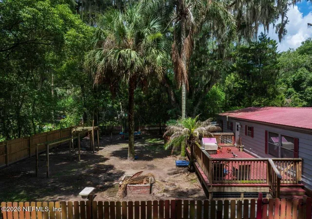 Photo 5 of Manufactured home for sale at 3429 Balsam St, Palatka, FL 32177 | MLS# 2149172 | Listing updated on 2026-07-10