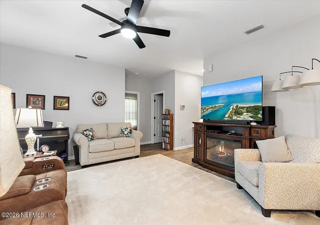 5th image of 2074 Paloma Ct, Middleburg, FL 32068 | MLS# 2149241