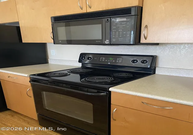 Photo 3 of Condo for sale at 8290 Gate Pkwy #611, Jacksonville, FL 32216 | MLS# 2149247 | Listing updated on 2026-06-10