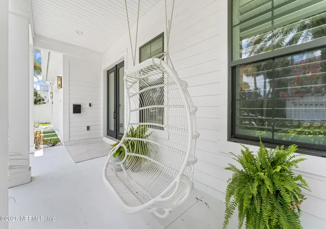 3rd image of 3318 1St St, Jacksonville Beach, FL 32250 | MLS# 2150184