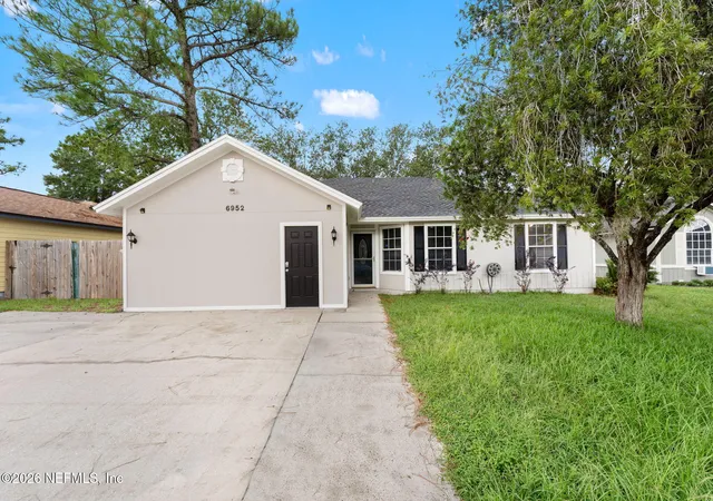 Photo 1 of Single family home for sale at 6952 Huntington Woods Cir E, Jacksonville, FL 32244 | MLS# 2161788 | Listing updated on 2026-08-25