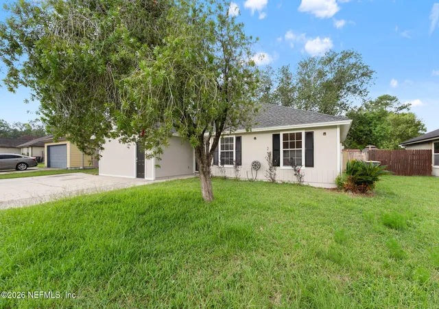 Photo 3 of Single family home for sale at 6952 Huntington Woods Cir E, Jacksonville, FL 32244 | MLS# 2161788 | Listing updated on 2026-08-25