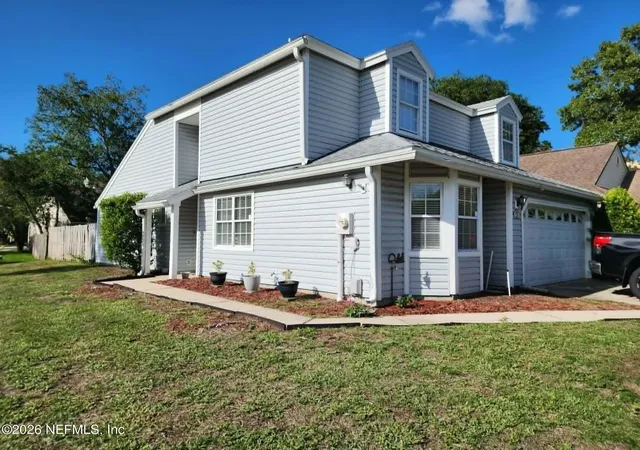 Photo 4 of Single family home for sale at 7747 Lynchburg Ct E, Jacksonville, FL 32277 | MLS# 2149296 | Listing updated on 2026-08-30