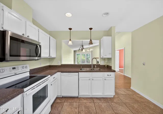 Photo 3 of Single family home for sale at 4341 Lake Woodbourne Dr S, Jacksonville, FL 32217 | MLS# 2150859 | Listing updated on 2026-07-07