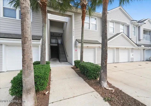 Photo 2 of Condo for sale at 7068 Deer Lodge Cir #107, Jacksonville, FL 32256 | MLS# 2149489 | Listing updated on 2026-08-23