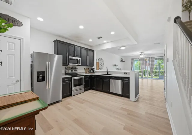Photo 3 of Townhouse for sale at 4186 Marblewood Ln, Jacksonville, FL 32216 | MLS# 2150628 | Listing updated on 2026-09-09