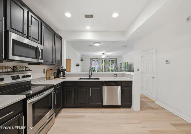 Photo 3 of Townhouse for sale at 4186 Marblewood Ln, Jacksonville, FL 32216 | MLS# 2150628 | Listing updated on 2026-09-09