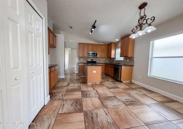 Photo 2 of Single family home for sale at 617 Birchbark Trl, St. Augustine, FL 32092 | MLS# 2149501 | Listing updated on 2026-08-18
