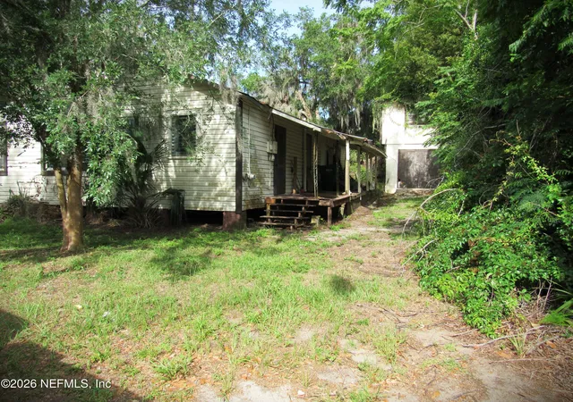 Homes for sale in Crescent City, FL | 14 S Lake St, Crescent City, FL 32112 | MLS# 2149528