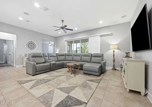 Photo 4 of Single family home for sale at 2004 Wedge Ct, Green Cove Springs, FL 32043 | MLS# 2149969 | Listing updated on 2026-10-08