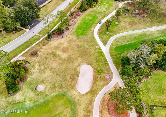 2nd image of 13703 Richmond Park Dr N, Jacksonville, FL 32224