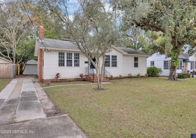 Photo 3 of Single family home for sale at 1641 Charon Rd, Jacksonville, FL 32205 | MLS# 2149656 | Listing updated on 2026-08-20
