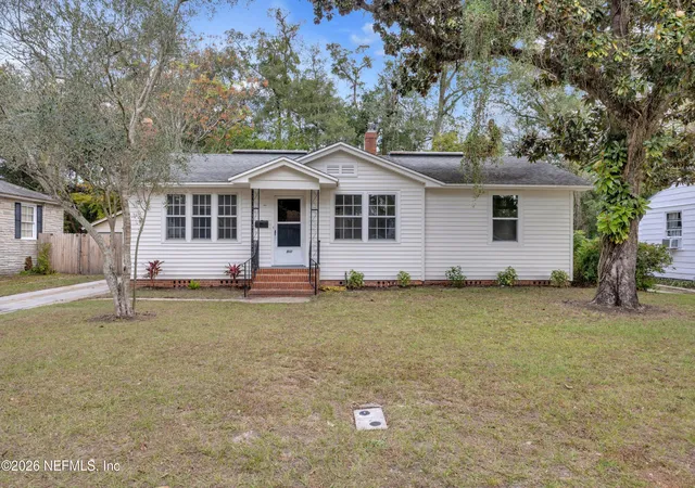 Photo 3 of Single family home for sale at 1641 Charon Rd, Jacksonville, FL 32205 | MLS# 2149656 | Listing updated on 2026-08-20