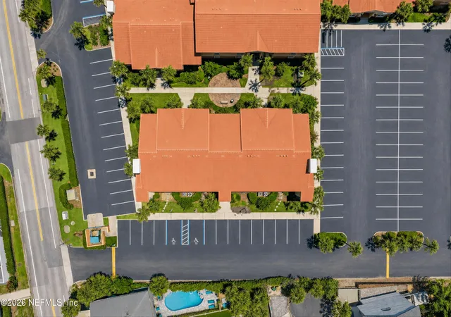 Homes for sale in Jacksonville Beach, FL | 100 Laguna Villas Boulevard, Jacksonville Beach, FL 32250 | Houzeo