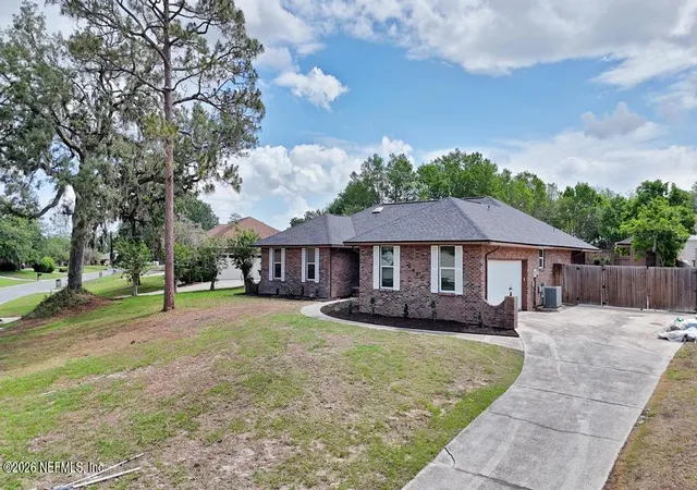 Homes for sale in Orange Park, FL | 2651 Loopridge Dr, Orange Park, FL 32065 | MLS# 2149765
