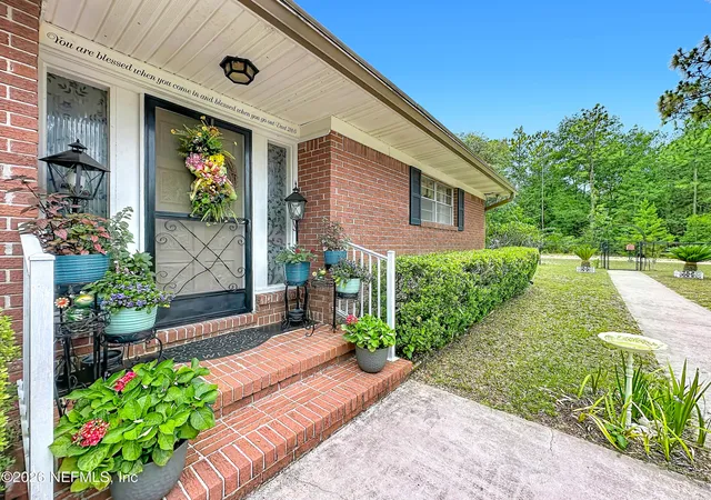 2nd image of 110 Patch St, Interlachen, FL 32148 | MLS# 2149857