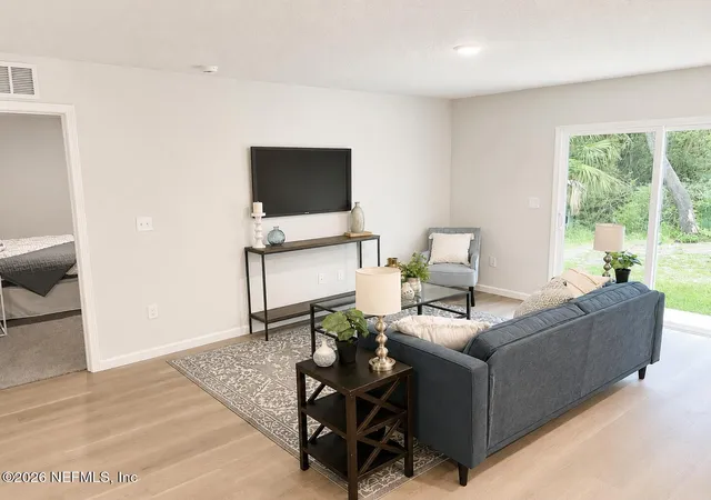 4th image of 6278 Restlawn Dr, Jacksonville, FL 32208 | MLS# 2149833