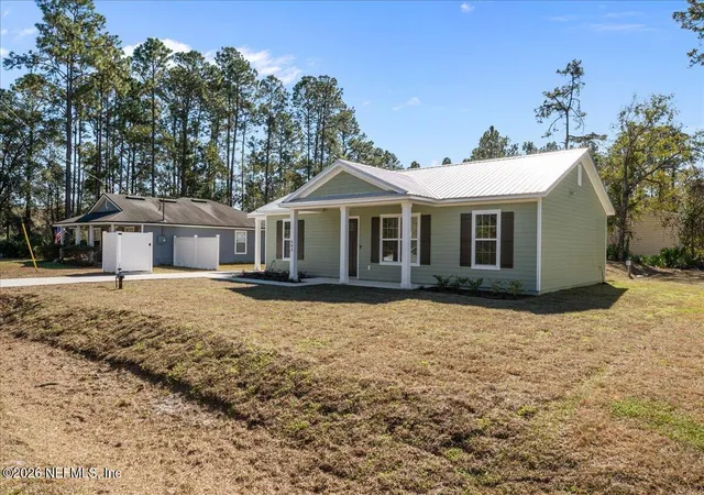 Photo 2 of Single family home for sale at 543 Palmetto Blf Rd, Palatka, FL 32177 | MLS# 2149902 | Listing updated on 2026-07-26