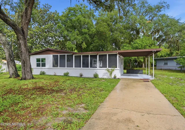Homes for sale in Palatka, FL | 2027 Kate St, Palatka, FL 32177 | MLS# 2150051