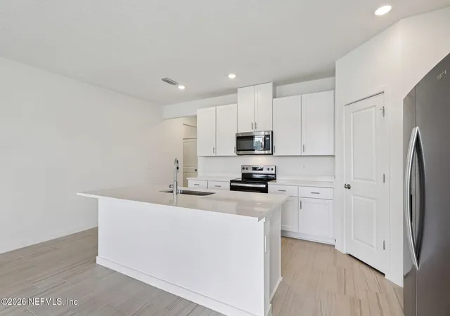 Photo 2 of Sale Pending at 84 Wandering Crk Way, Palm Coast, FL 32164 | MLS# 2150107 | Listing updated on 2026-09-29