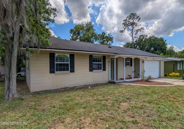 Photo 3 of Single family home for sale at 7324 Altama Rd, Jacksonville, FL 32216 | MLS# 2150243 | Listing updated on 2026-09-08