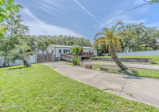 Photo 3 of Manufactured home for sale at 15974 Shark Rd W, Jacksonville, FL 32226 | MLS# 2150110 | Listing updated on 2026-07-24
