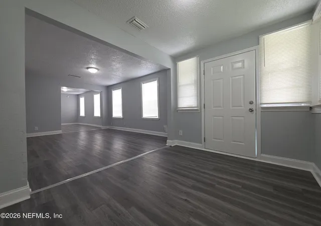 Photo 3 of Sale Pending at 4910 Walcott Ave, Jacksonville, FL 32209 | MLS# 2152647 | Listing updated on 2026-07-29
