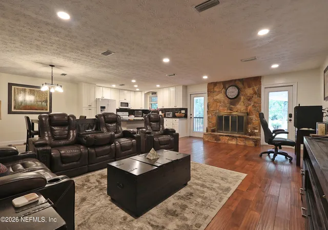 Photo 2 of Single family home for sale at 4162 Scenic Dr, Middleburg, FL 32068 | MLS# 2150277 | Listing updated on 2026-10-29