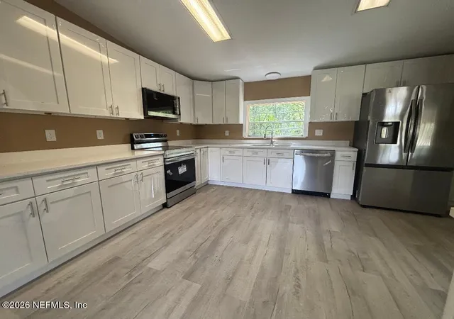 Photo 4 of Sale Pending at 60 Plankton Ave, Middleburg, FL 32068 | MLS# 2150306 | Listing updated on 2026-08-21