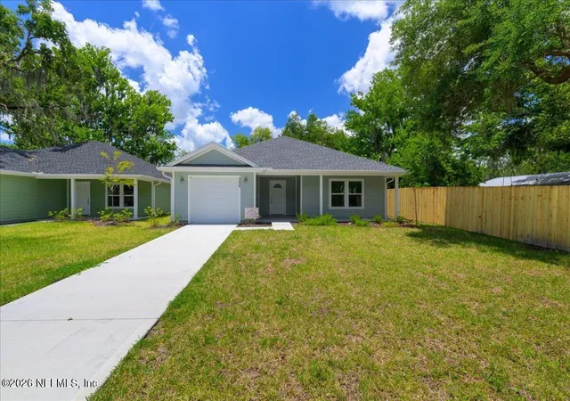 Photo 1 of Single family home for sale at 302 S 14th Street, Palatka, FL 32177 | MLS# 2150912 | Listing updated on 2026-09-02