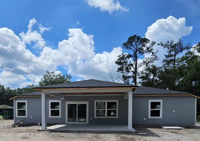 Photo 3 of Sale Pending at 7421 Bowden Rd, Jacksonville, FL 32216 | MLS# 2150356 | Listing updated on 2026-08-22