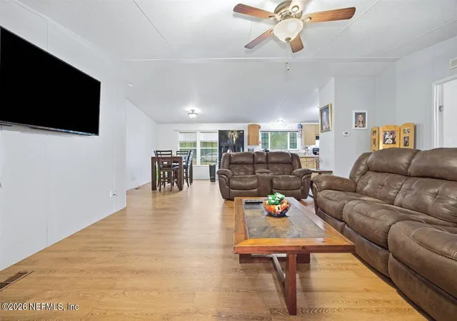 Photo 4 of Manufactured home for sale at 194 Keuka Rd, Interlachen, FL 32148 | MLS# 2150389 | Listing updated on 2026-09-18