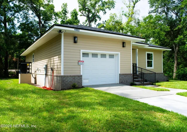 Photo 2 of Single family home for sale at 1992 W 20th Street, Jacksonville, FL 32209 | MLS# 2151657 | Listing updated on 2026-08-22