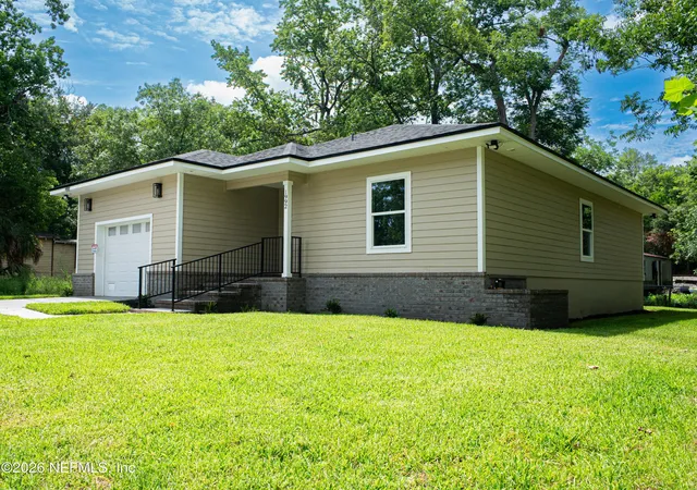 Photo 3 of Single family home for sale at 1992 W 20th Street, Jacksonville, FL 32209 | MLS# 2151657 | Listing updated on 2026-08-22