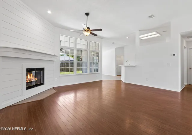 4th image of 2145 Grassy Basin Ct, Jacksonville, FL 32224 | MLS# 2150540