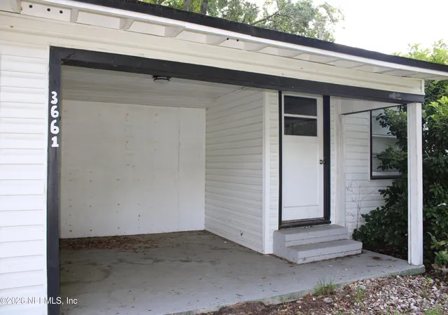 Photo 2 of Single family home for sale at 3661 Cascade Rd, Jacksonville, FL 32207 | MLS# 2150675 | Listing updated on 2026-06-15