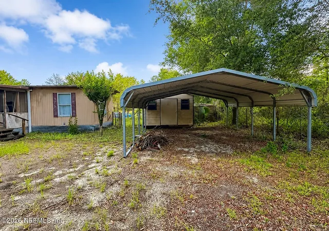 4th image of 602 Junior Lake Dr, Interlachen, FL 32148 | MLS# 2150589