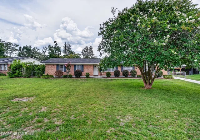Photo 3 of Sale Pending at 717 Estates Cvs Rd, Jacksonville, FL 32221 | MLS# 2150825 | Listing updated on 2026-08-29