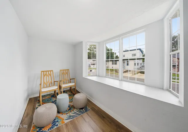 2nd image of 2069 W 14th St, Jacksonville, FL 32209 | MLS# 2152339