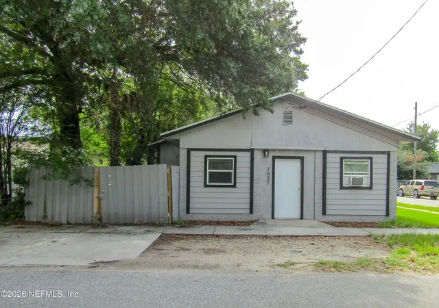 Photo 2 of Single family home for sale at 1937 Evergreen Ave, Jacksonville, FL 32206 | MLS# 2154741 | Listing updated on 2026-09-14