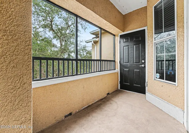 Photo 3 of Sale Pending at 8539 Gate Pkwy W #633, Jacksonville, FL 32216 | MLS# 2150981 | Listing updated on 2026-09-11