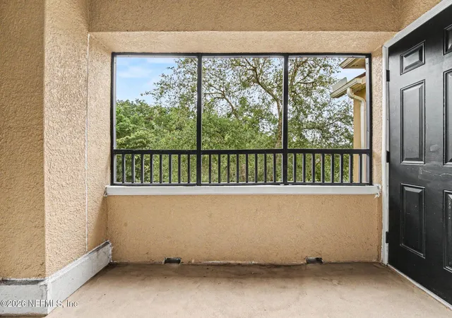 Photo 4 of Sale Pending at 8539 Gate Pkwy W #633, Jacksonville, FL 32216 | MLS# 2150981 | Listing updated on 2026-09-11