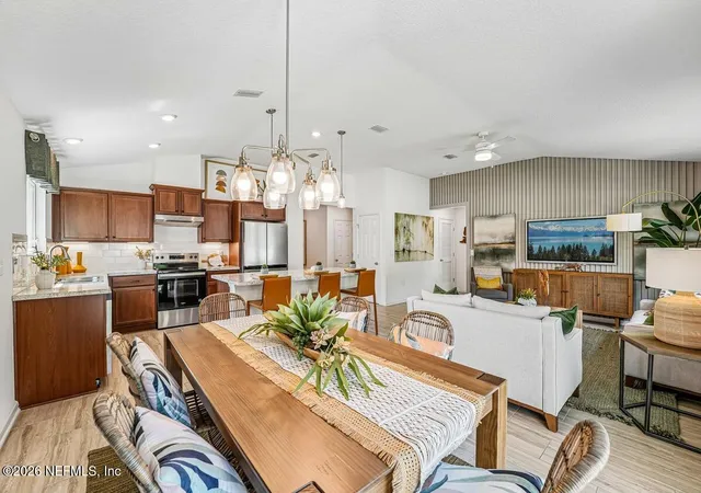 Photo 4 of Sale Pending at 1380 Panther Preserve Pkwy, Jacksonville, FL 32221 | MLS# 2150741 | Listing updated on 2026-08-31