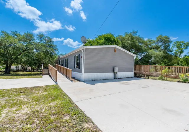 3rd image of 5725 Sequoia Rd, Keystone Heights, FL 32656 | MLS# 2150771