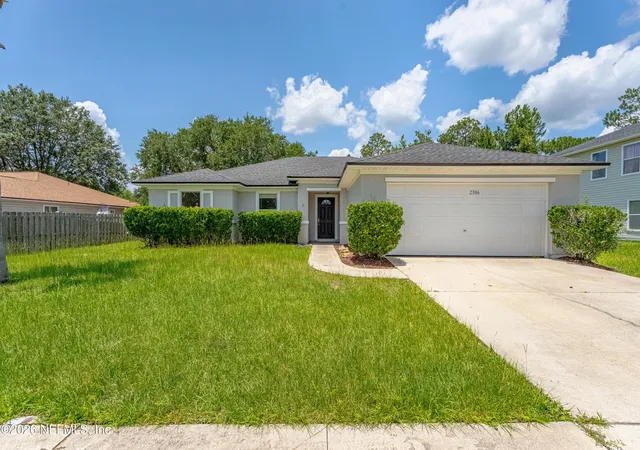 2nd image of 2386 Tyson Lake Dr, Jacksonville, FL 32221 | MLS# 2154207
