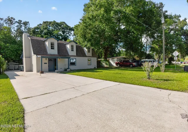 Photo 3 of Single family home for sale at 3718 Peach Dr, Jacksonville, FL 32246 | MLS# 2150809 | Listing updated on 2026-07-22