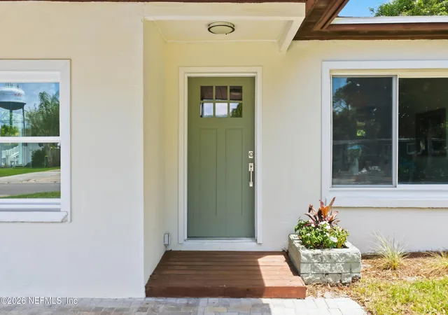 3rd image of 16 San Pablo Cir S, Jacksonville Beach, FL 32250 | MLS# 2150848