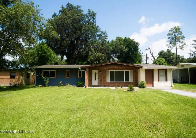 Photo 2 of Single family home for sale at 104 Oakdale Dr, Palatka, FL 32177 | MLS# 2153315 | Listing updated on 2026-09-01