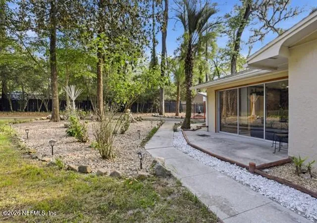 3rd image of 3630 Nw 136Th St St, Gainesville, FL 32606 | MLS# 2151035